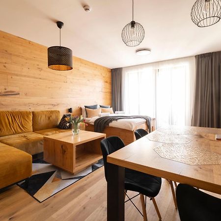 Kralovske Apartmany - Spindleruv Mlyn Bagian luar foto