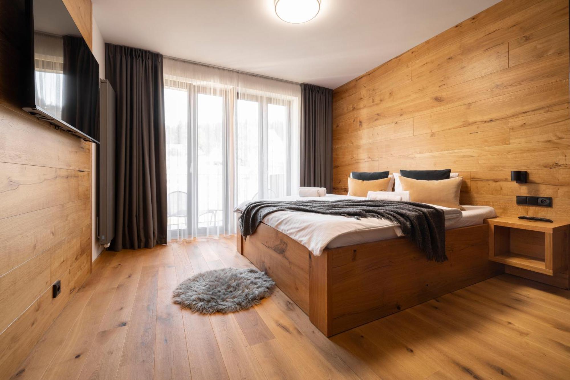 Kralovske Apartmany - Spindleruv Mlyn Bagian luar foto